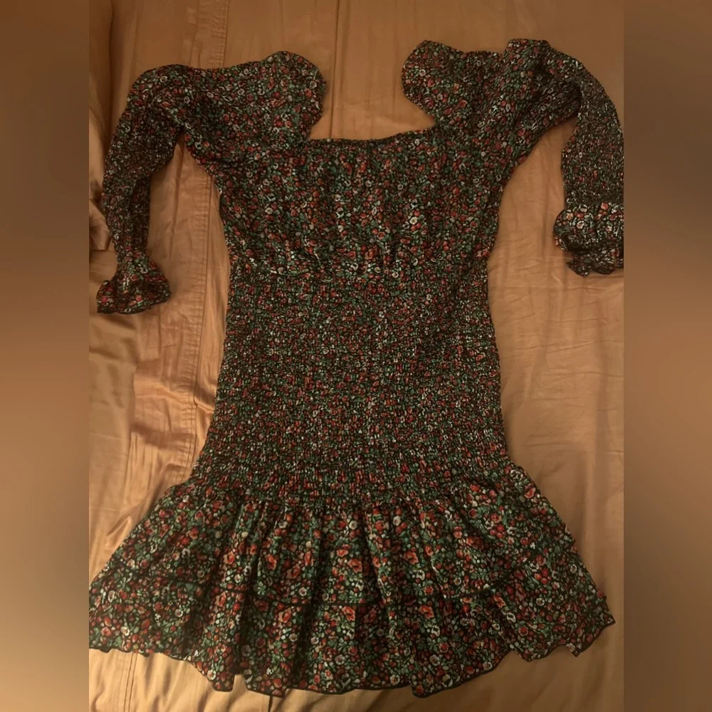 PLUS DITSY FLORAL RUFFLE MINI DRESS - Picture 2 of 3